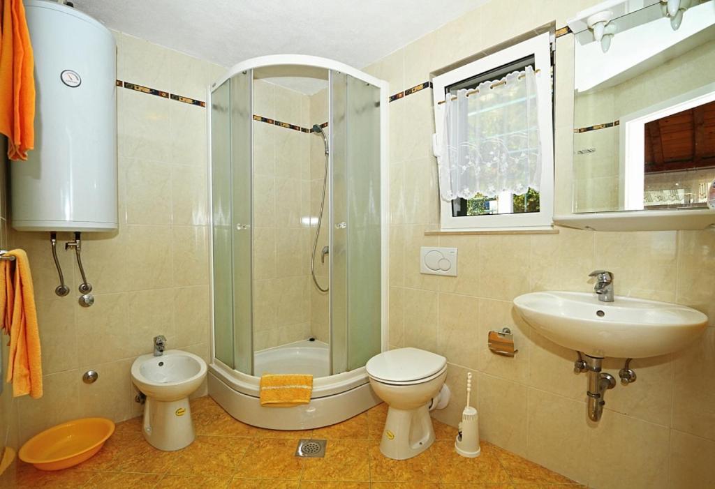Studio Apartment In Pisak With Seaview, Terrace, Air Condition, Wifi Экстерьер фото