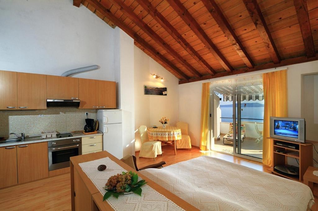 Studio Apartment In Pisak With Seaview, Terrace, Air Condition, Wifi Экстерьер фото